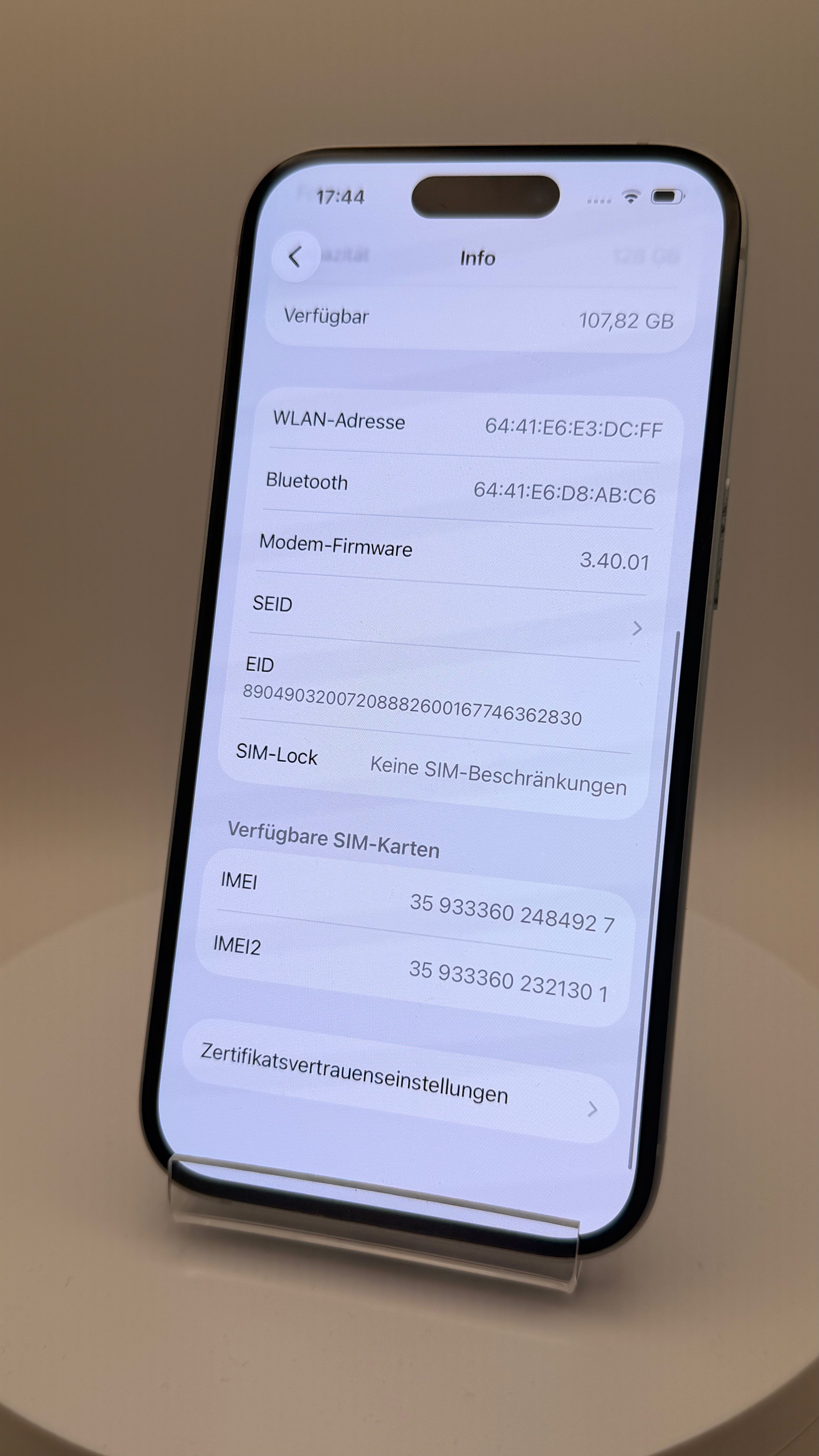 Apple iPhone 15 Blau